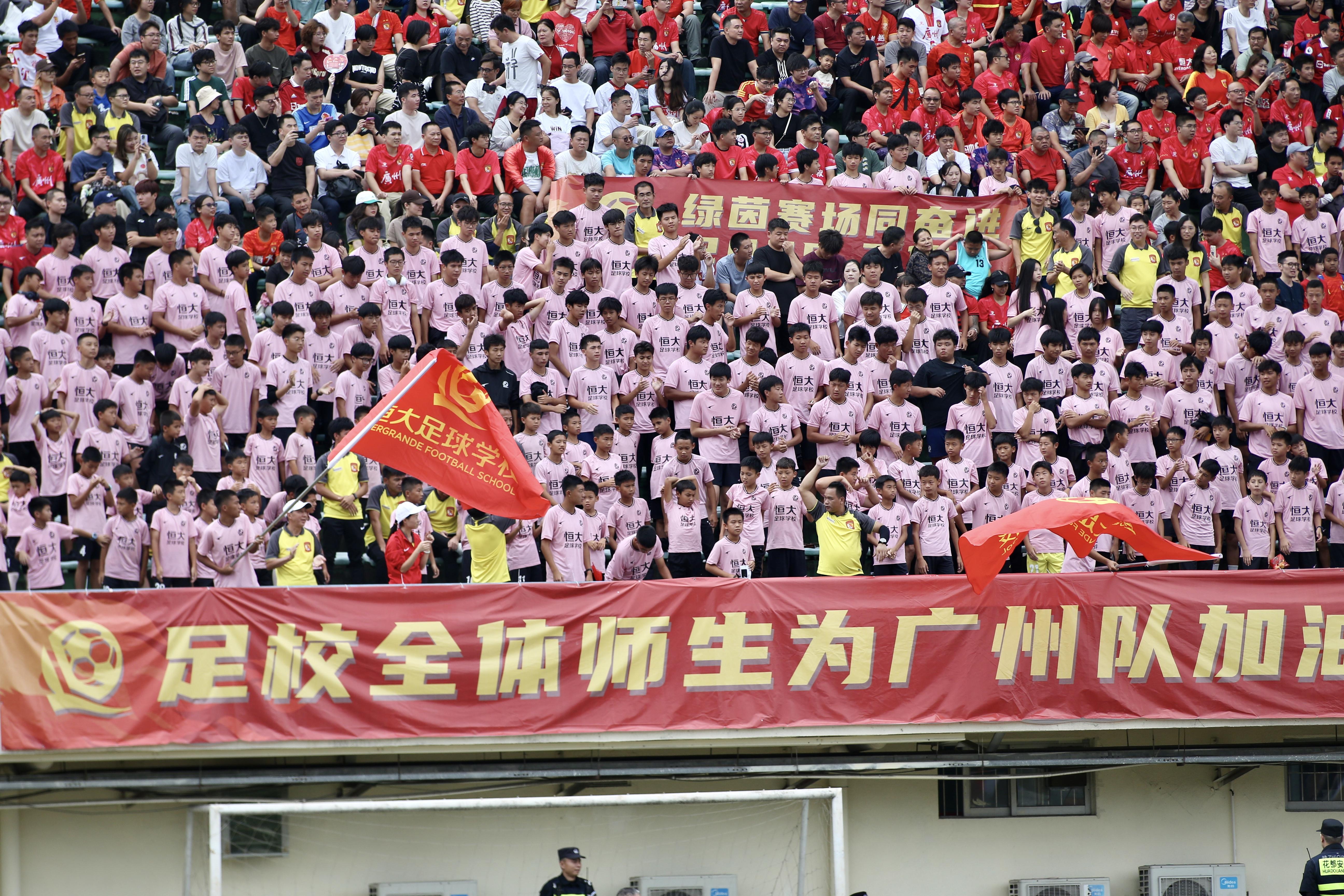 广东球员：广州队众将集体提升实力备战比赛的简单介绍