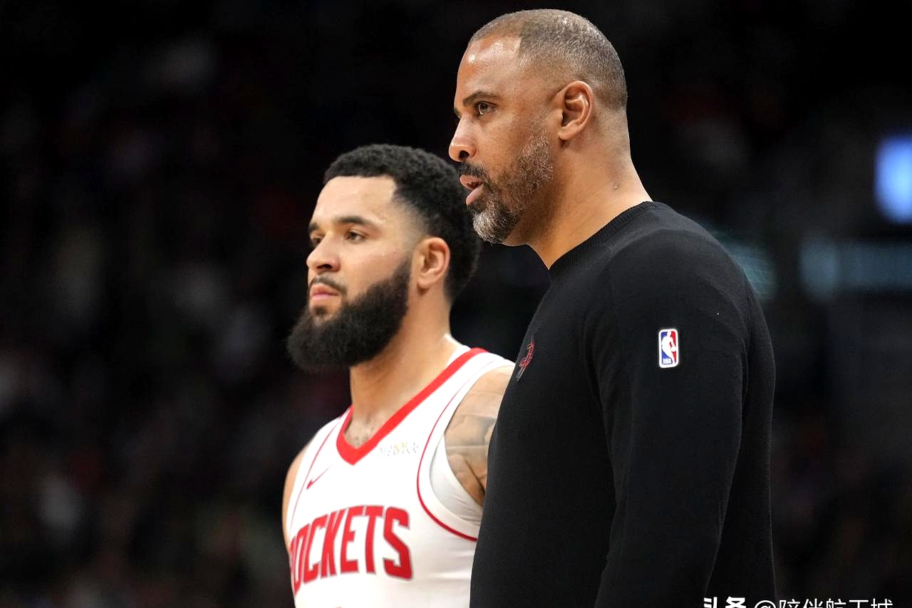 火箭对阵湖人，硬仗在即