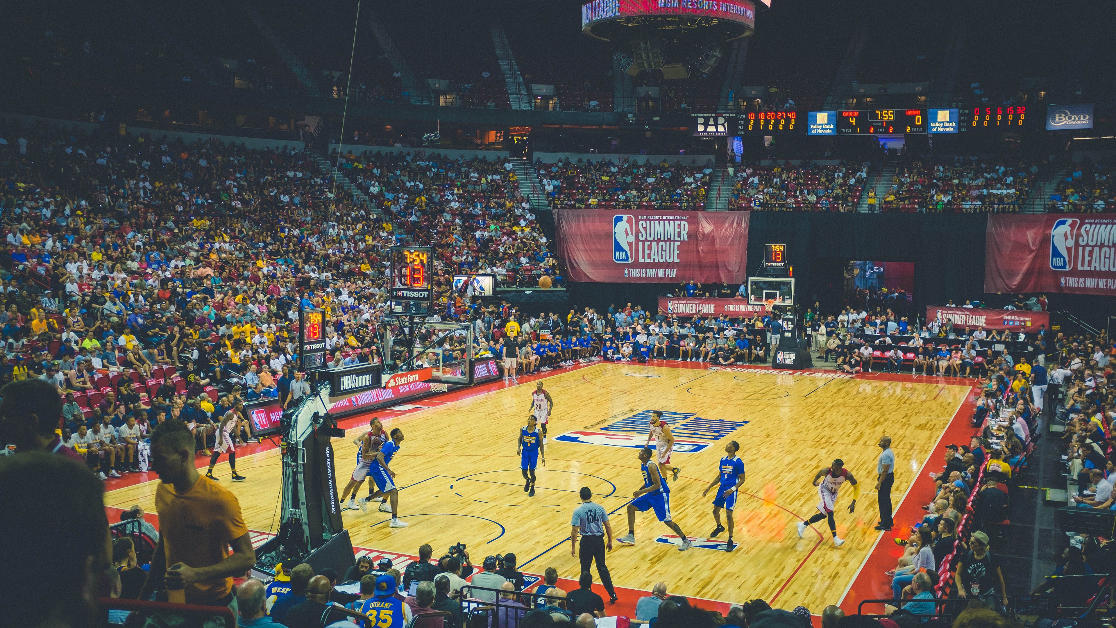 开云体育下载-骑士稳中求胜，英格拉姆关键节点显锋芒